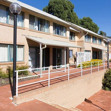 Western Sydney University Village - Campbelltown Bagian luar foto