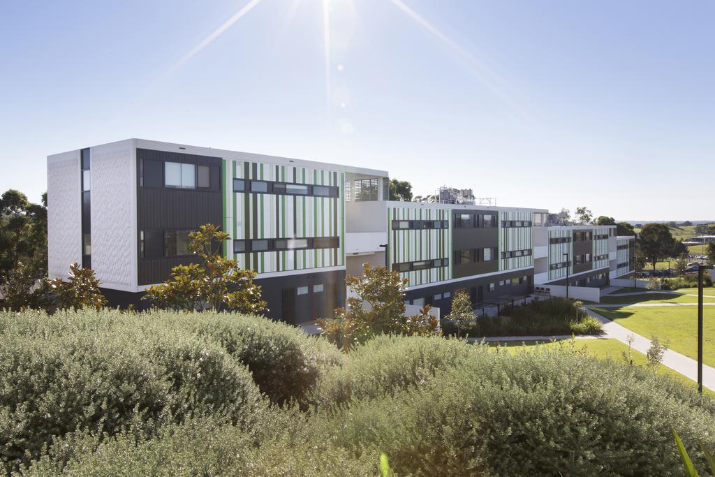 Western Sydney University Village - Campbelltown Bagian luar foto