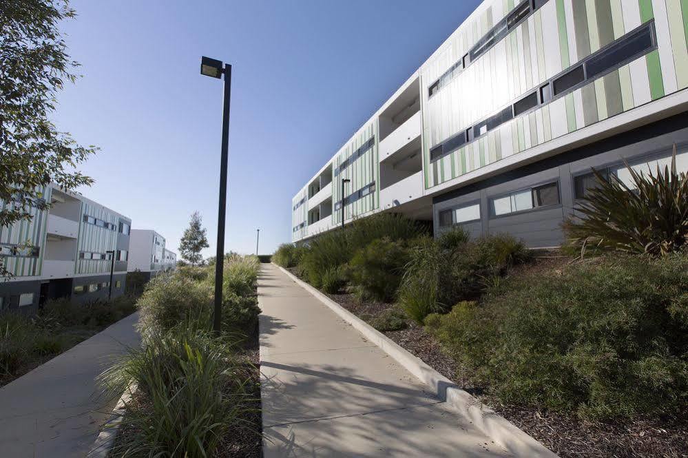 Western Sydney University Village - Campbelltown Bagian luar foto